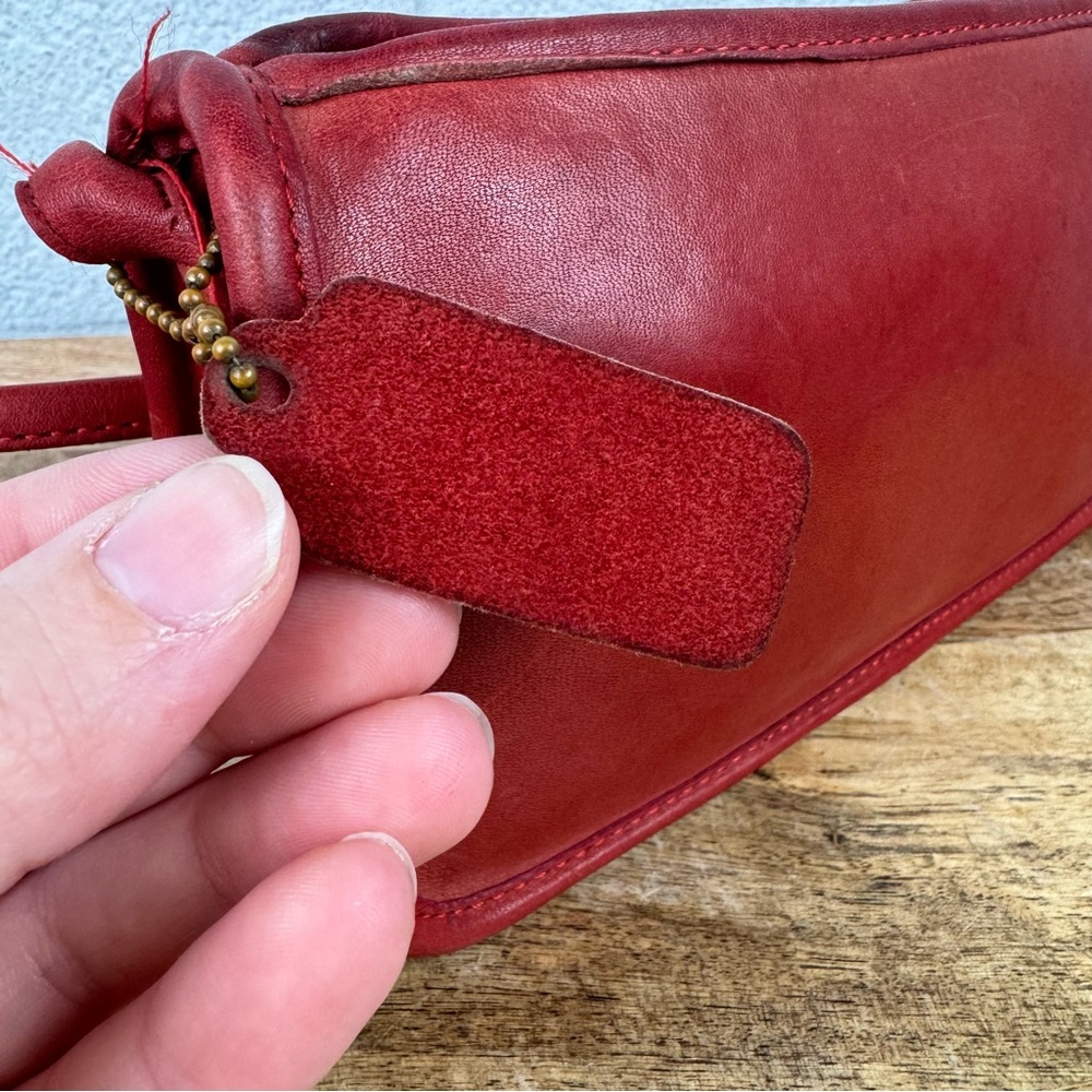 Vintage Coach Zippered Pouch – 1980s Made in NYC - Picture 3 of 14
